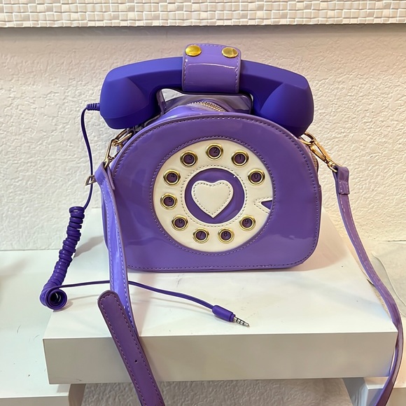 Handbags - Phone Purse! Yes it works!